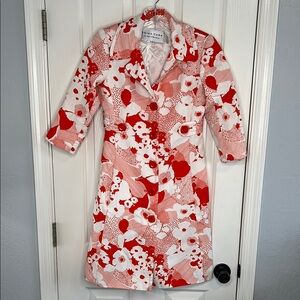 Trina Turk red & white floral trenchcoat peacoat size 2 mod